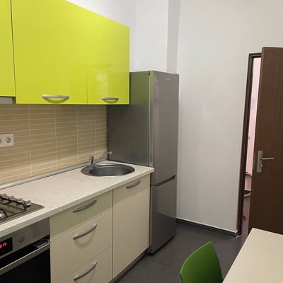 Miete komfortabler, möblierter 2-Zimmer-Apartments, 56 m², 6. Bezirk, Bukarest, Rumänien